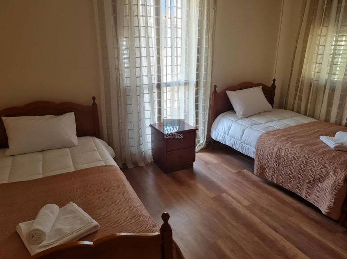 Image No.13-3 Bed House for sale