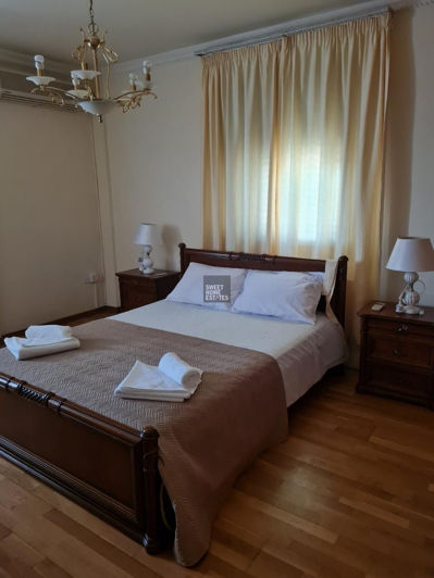 Image No.14-3 Bed House for sale