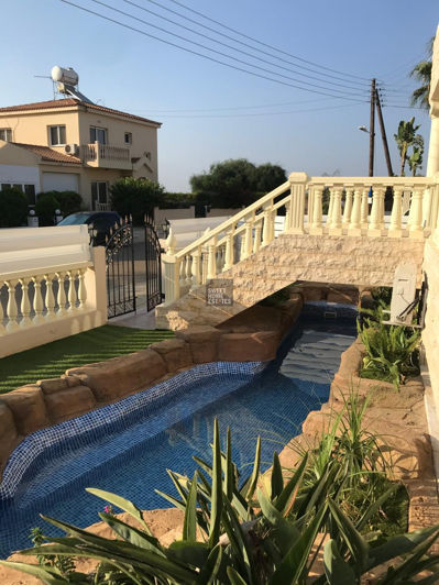 Image No.16-3 Bed House for sale