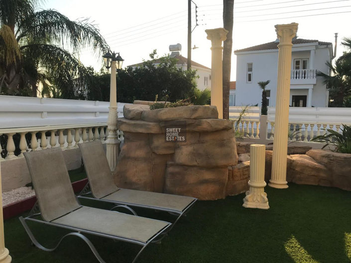 Image No.19-3 Bed House for sale