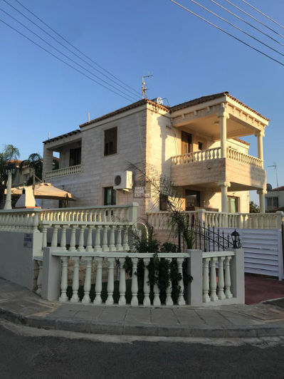 Image No.22-3 Bed House for sale