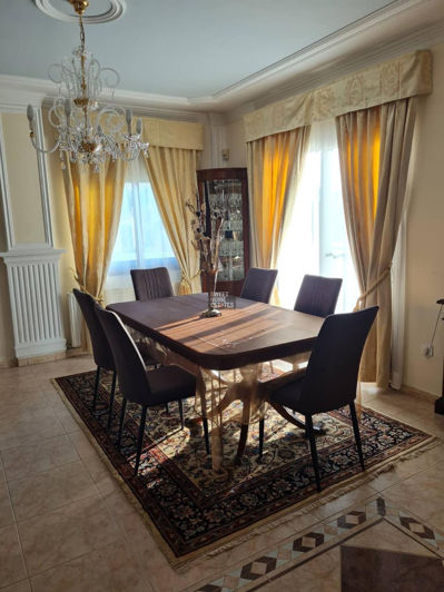 Image No.6-3 Bed House for sale