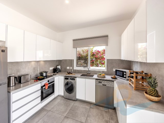 Image No.3-3 Bed House for sale