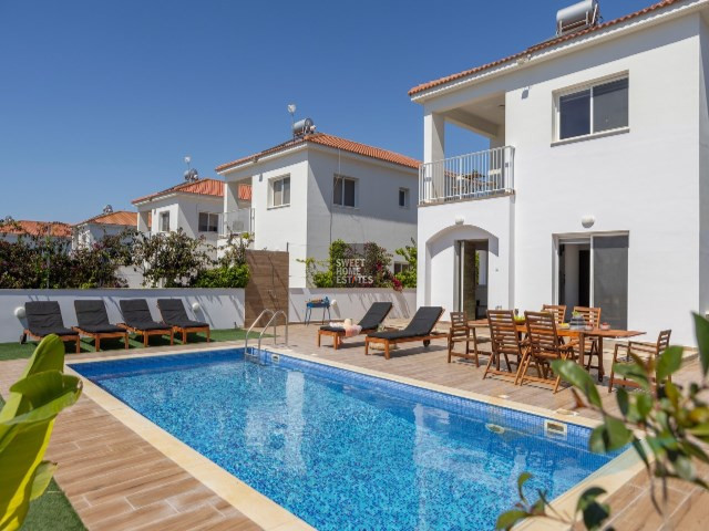 Image No.32-3 Bed House for sale