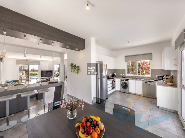 Image No.4-3 Bed House for sale