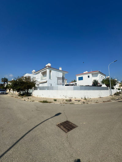 Image No.2-Maison de 2 chambres à vendre à Ayia Triada