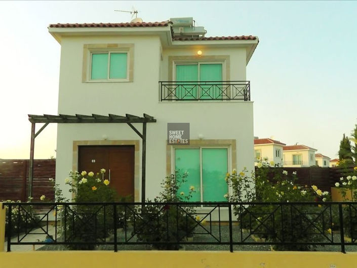 Image No.17-3 Bed House for sale