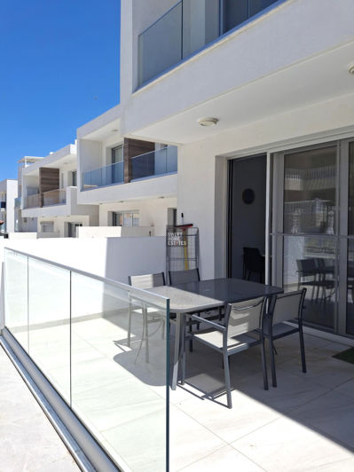 Image No.12-2 Bed Townhouse for sale