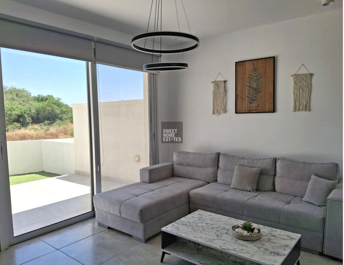 Image No.3-2 Bed Townhouse for sale