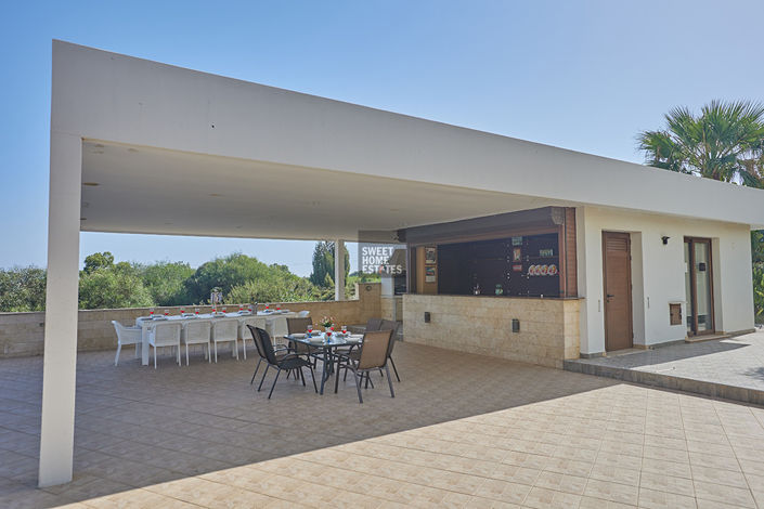 Image No.17-7 Bed House for sale