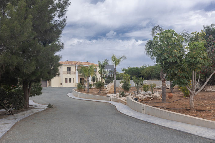 Image No.37-7 Bed House for sale
