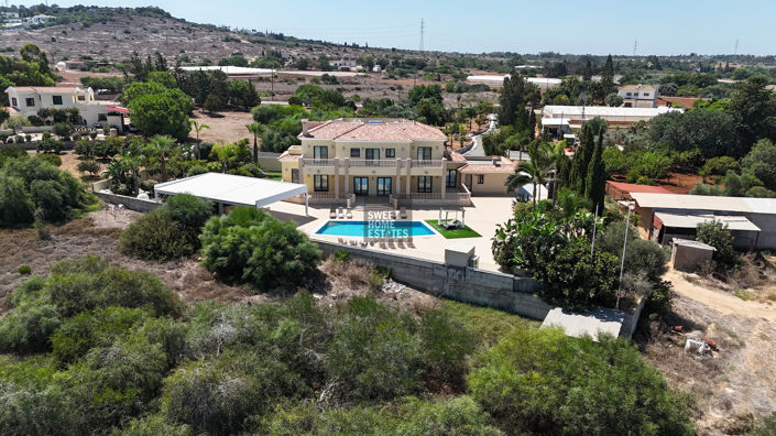 Image No.48-7 Bed House for sale