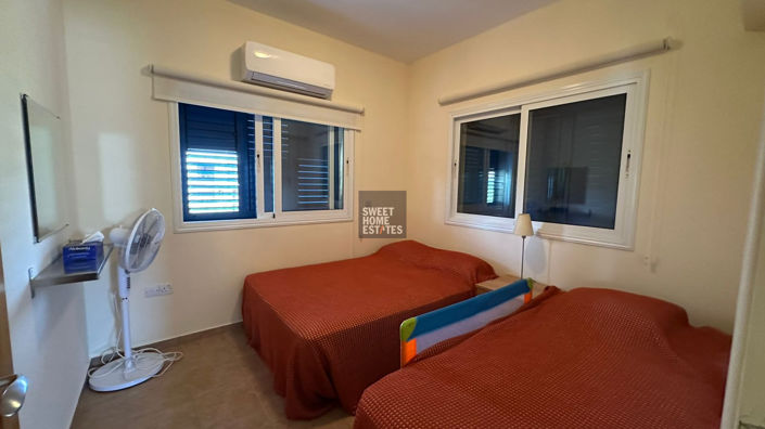 Image No.13-3 Bed House for sale