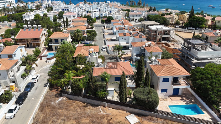 Image No.20-3 Bed House for sale