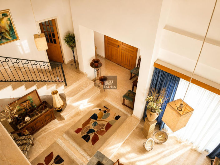 Image No.20-4 Bed House for sale