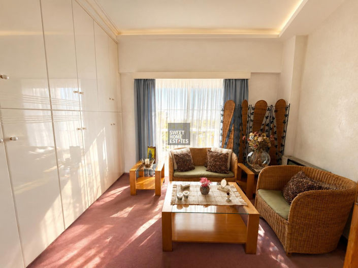 Image No.30-4 Bed House for sale