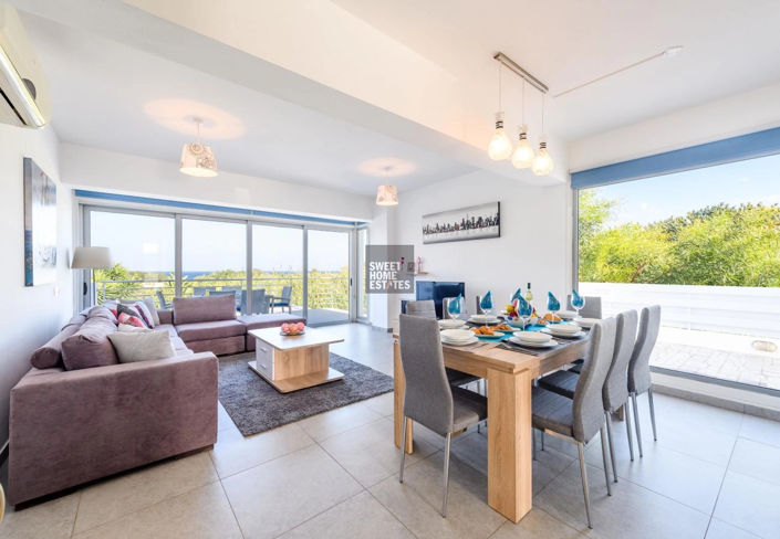 Image No.7-4 Bed House for sale