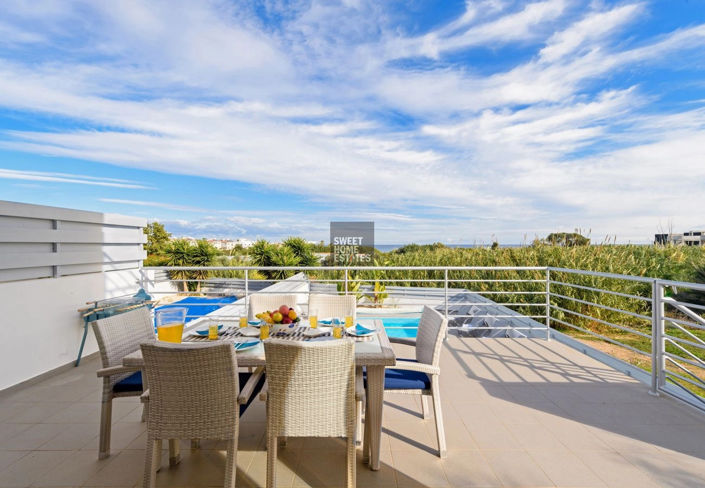 Image No.9-4 Bed House for sale