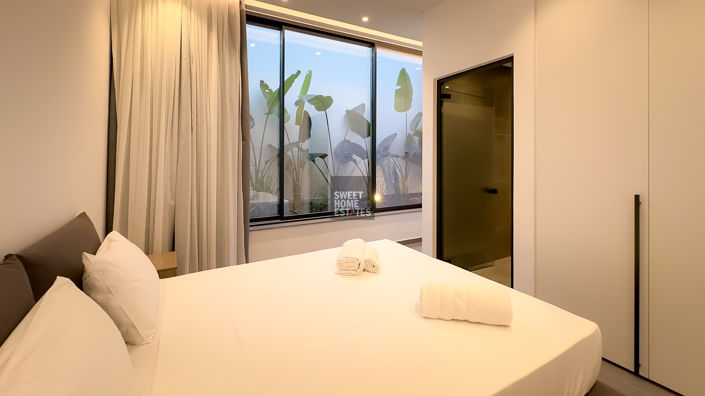 Image No.21-4 Bed House for sale