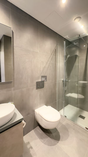 Image No.34-4 Bed House for sale