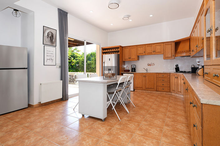 Image No.17-3 Bed House for sale