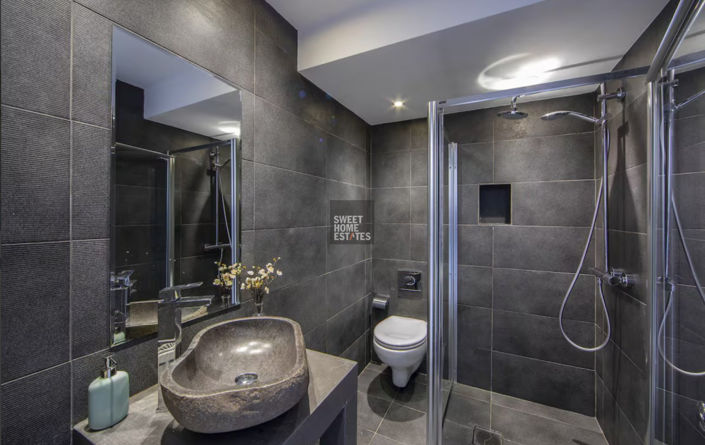 Image No.9-4 Bed House for sale
