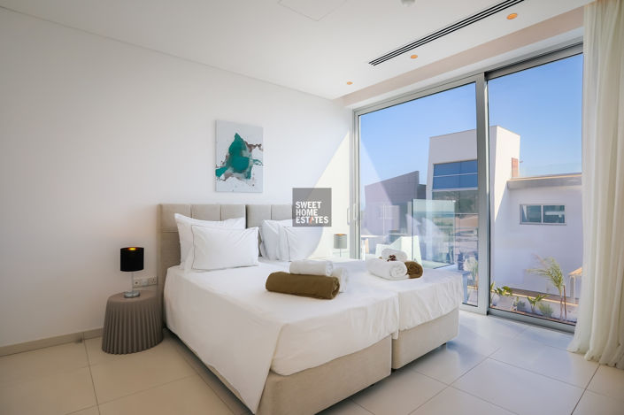 Image No.28-4 Bed House for sale