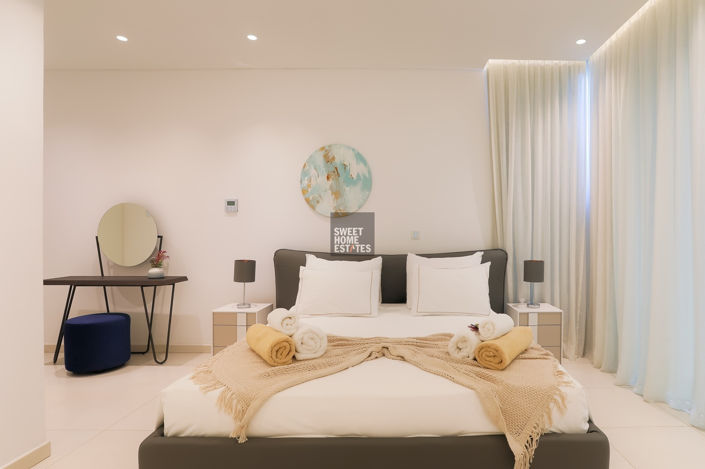 Image No.32-4 Bed House for sale