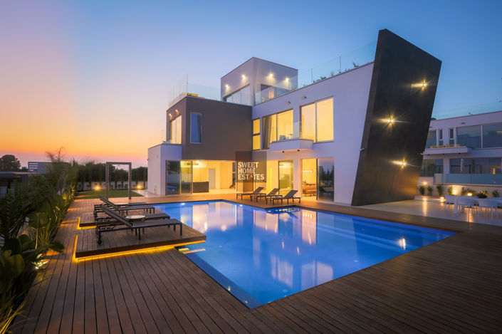 Image No.46-4 Bed House for sale