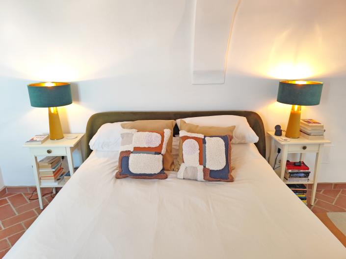 Image No.16-6 Bed Townhouse for sale