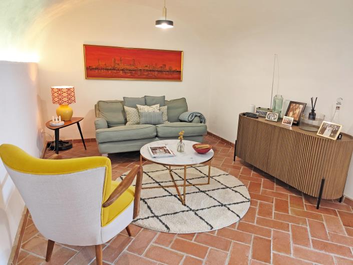 Image No.33-6 Bed Townhouse for sale