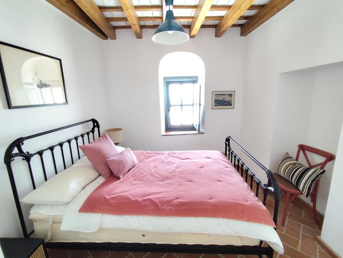 Image No.36-6 Bed Townhouse for sale