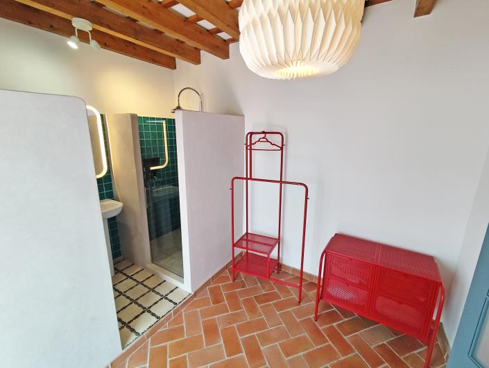 Image No.37-6 Bed Townhouse for sale