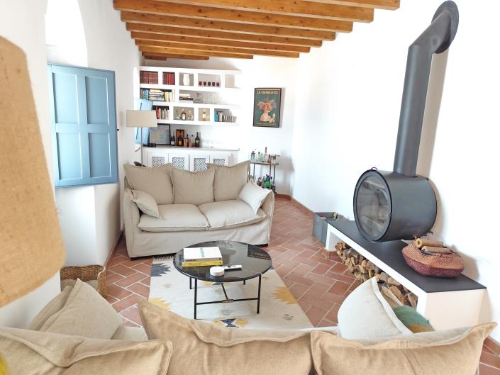 Image No.38-6 Bed Townhouse for sale