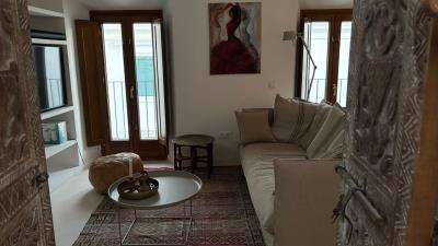 bf5825dd-665a-44bb-ad1d-6f046804e158