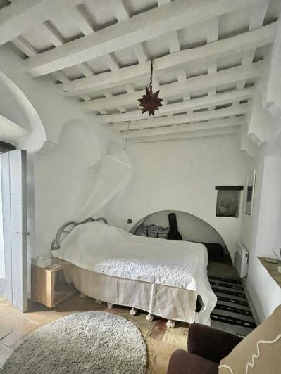 Image No.22-4 Bed Townhouse for sale