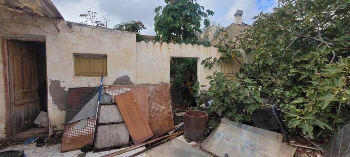 Image No.27-3 Bed Village House for sale