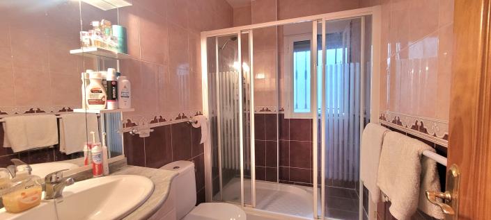 Image No.38-5 Bed House/Villa for sale