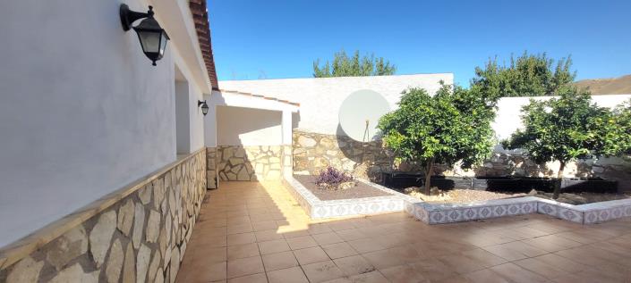 Image No.7-5 Bed House/Villa for sale