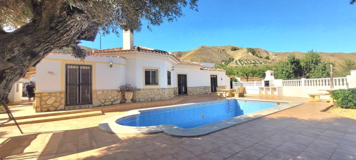 Image No.4-5 Bed House/Villa for sale