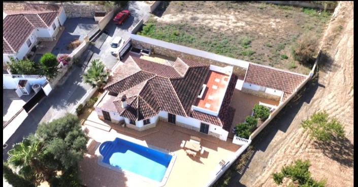 Image No.5-5 Bed House/Villa for sale