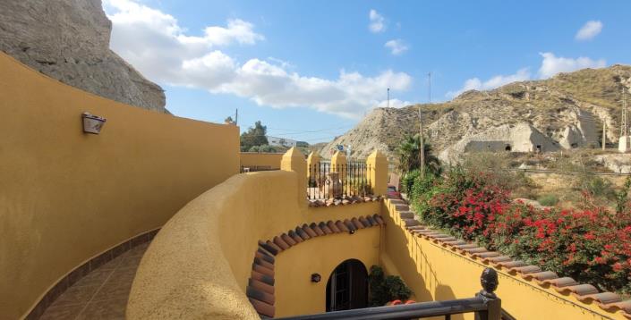 Image No.11-3 Bed House/Villa for sale