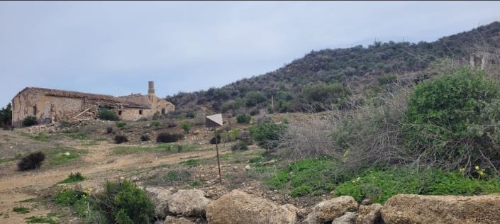 Image No.21-3 Bed Farmhouse for sale