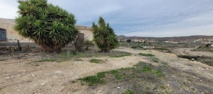 Image No.26-3 Bed Farmhouse for sale