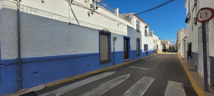 Image No.2-5 Bed Townhouse for sale