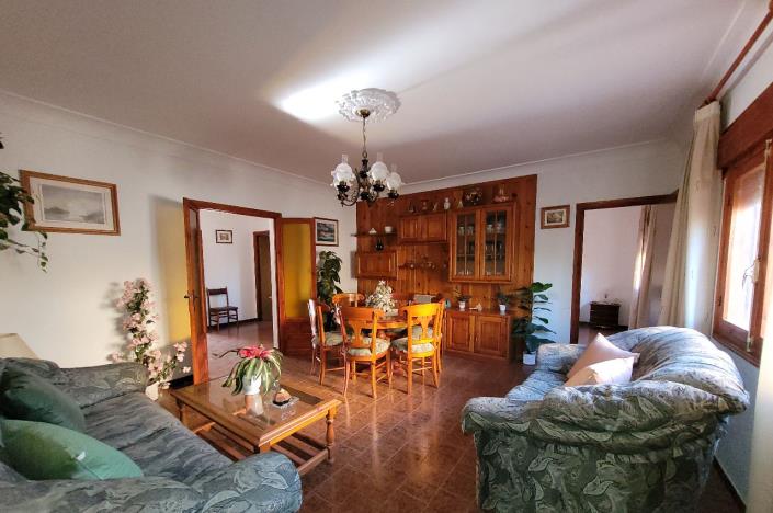 Image No.33-4 Bed Bungalow for sale