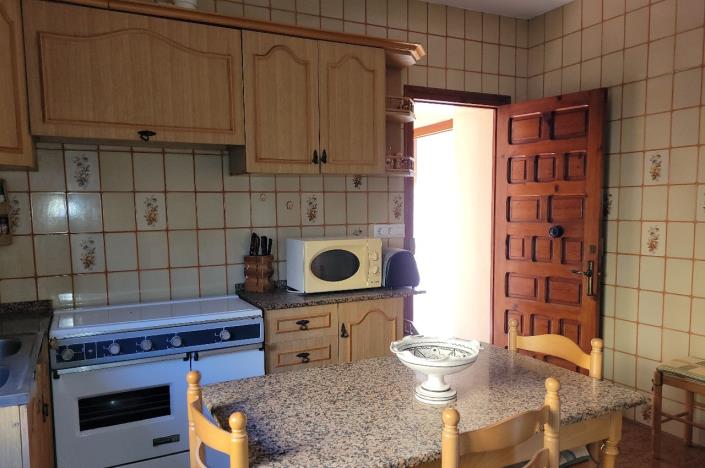 Image No.38-4 Bed Bungalow for sale