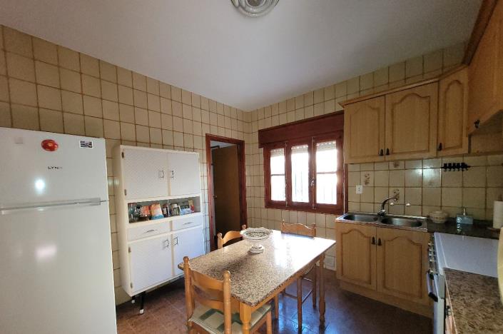 Image No.40-4 Bed Bungalow for sale