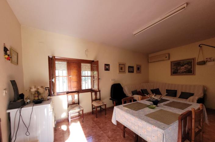 Image No.43-4 Bed Bungalow for sale