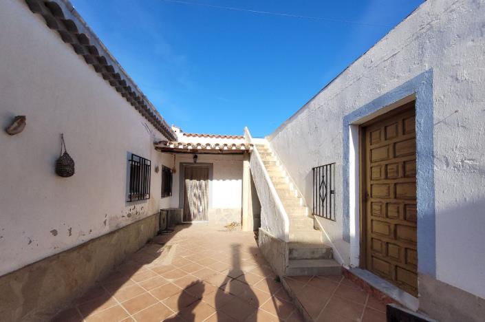 Image No.4-4 Bed Bungalow for sale